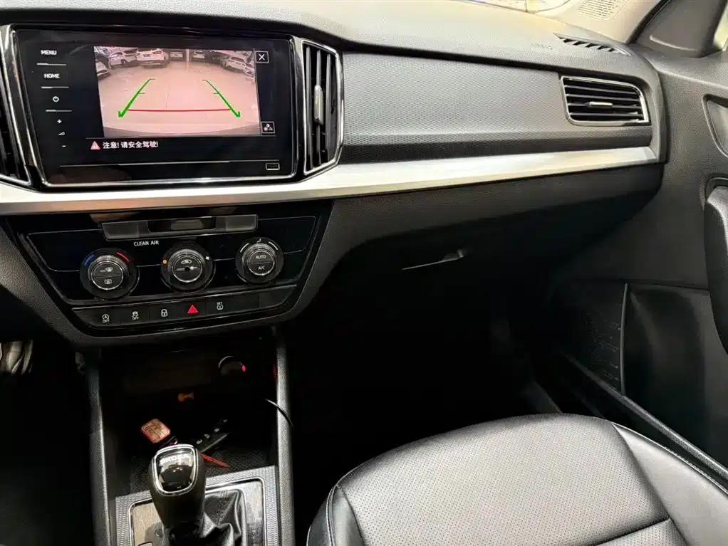 Kamiq 2022 1.5L Automatic Comfort Edition — миниатюра 12