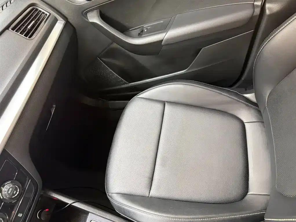 Kamiq 2022 1.5L Automatic Comfort Edition — миниатюра 13