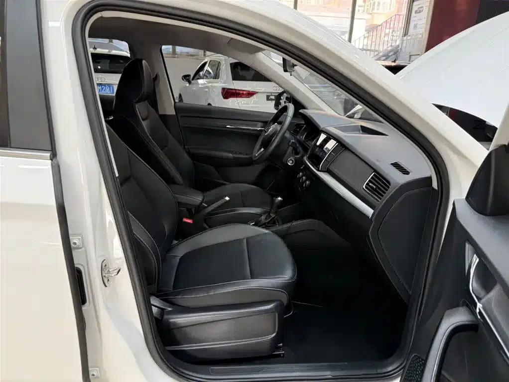 Kamiq 2022 1.5L Automatic Comfort Edition — миниатюра 20