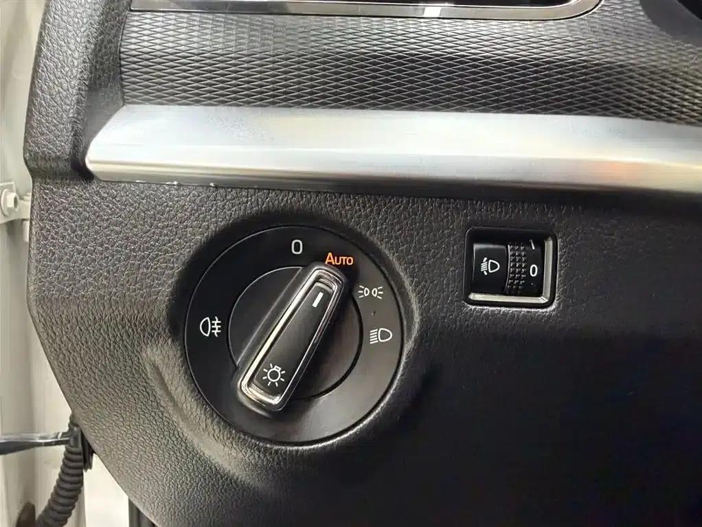 Kamiq 2022 1.5L Automatic Comfort Edition — миниатюра 9
