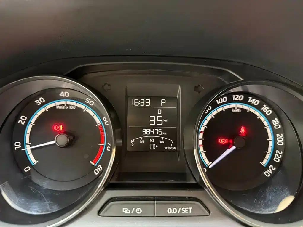 Kamiq 2022 1.5L Automatic Comfort Edition — миниатюра 10