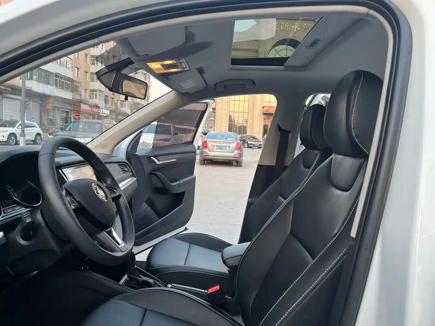 Kamiq 2023 Facelift 1.5L Automatic Comfort Edition — миниатюра 11