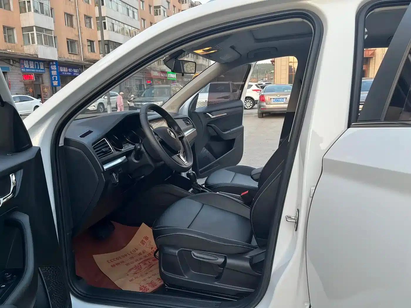 Kamiq 2023 Facelift 1.5L Automatic Comfort Edition — миниатюра 8