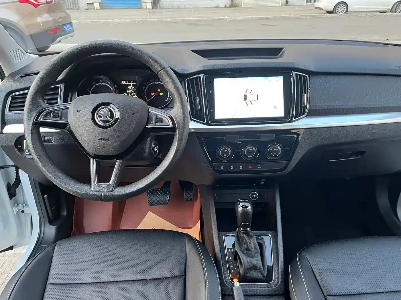 Kamiq 2023 Facelift 1.5L Automatic Comfort Edition — миниатюра 9