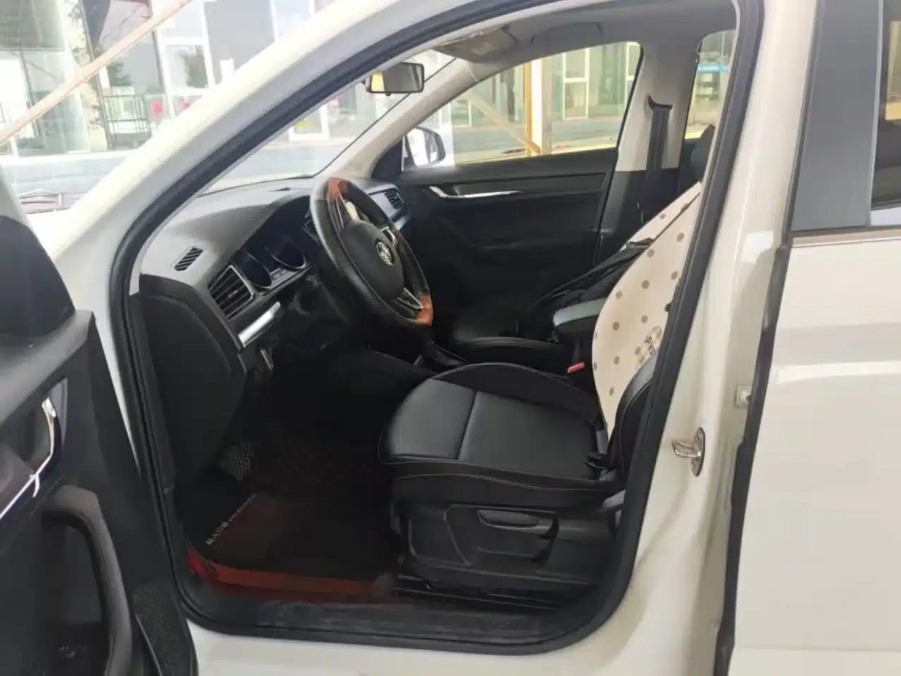 Kamiq 2023 1.5L Automatic Comfort Edition — миниатюра 8