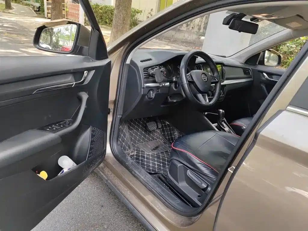 Kamiq 2020 1.5L Automatic Comfort Edition — миниатюра 14