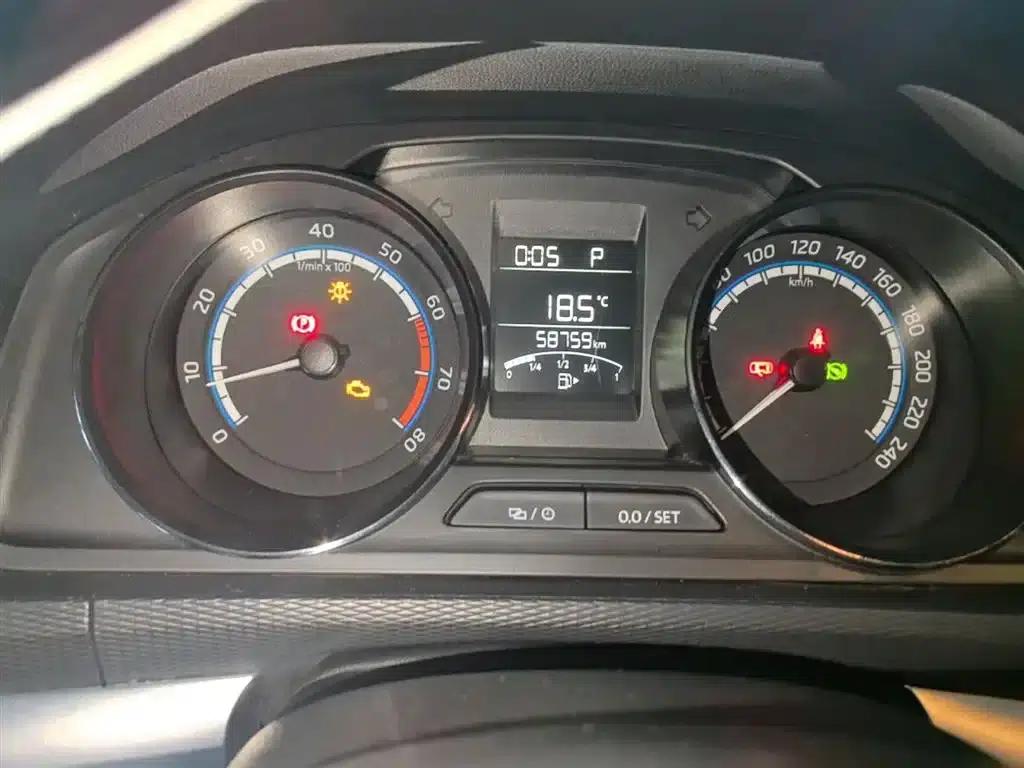 Kamiq 2020 1.5L Automatic Comfort Edition — миниатюра 12