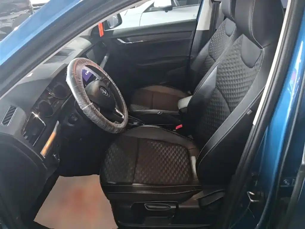 Kamiq 2020 1.5L Automatic Comfort Edition — миниатюра 15