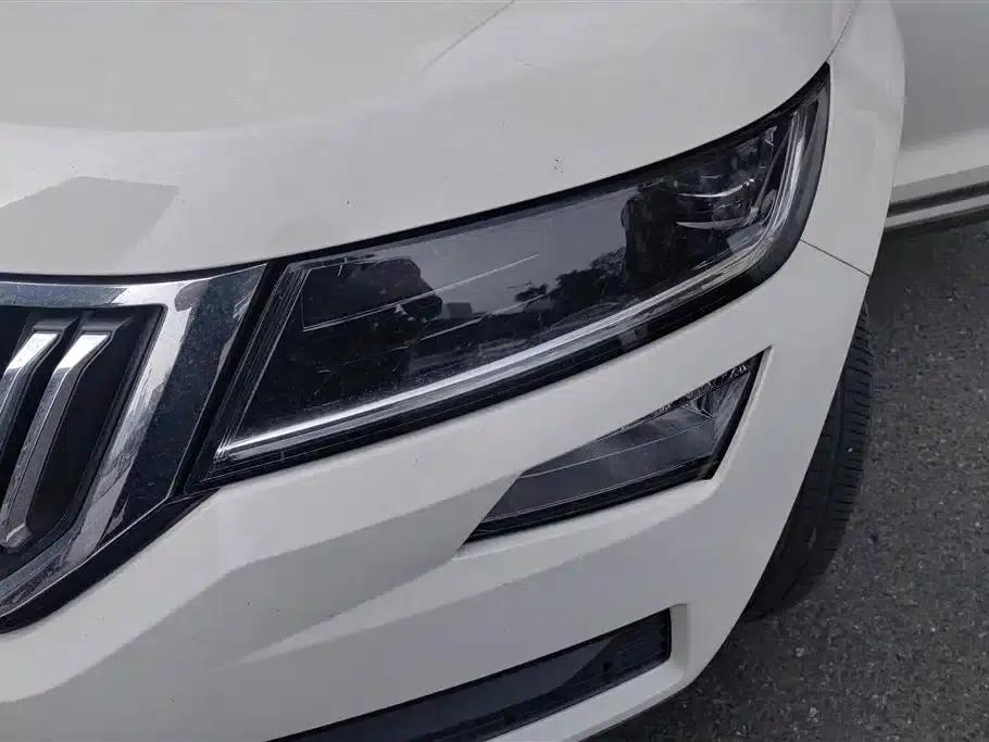 2017 Kodiaq TSI330 5-seater 2WD Luxury Edition — миниатюра 5
