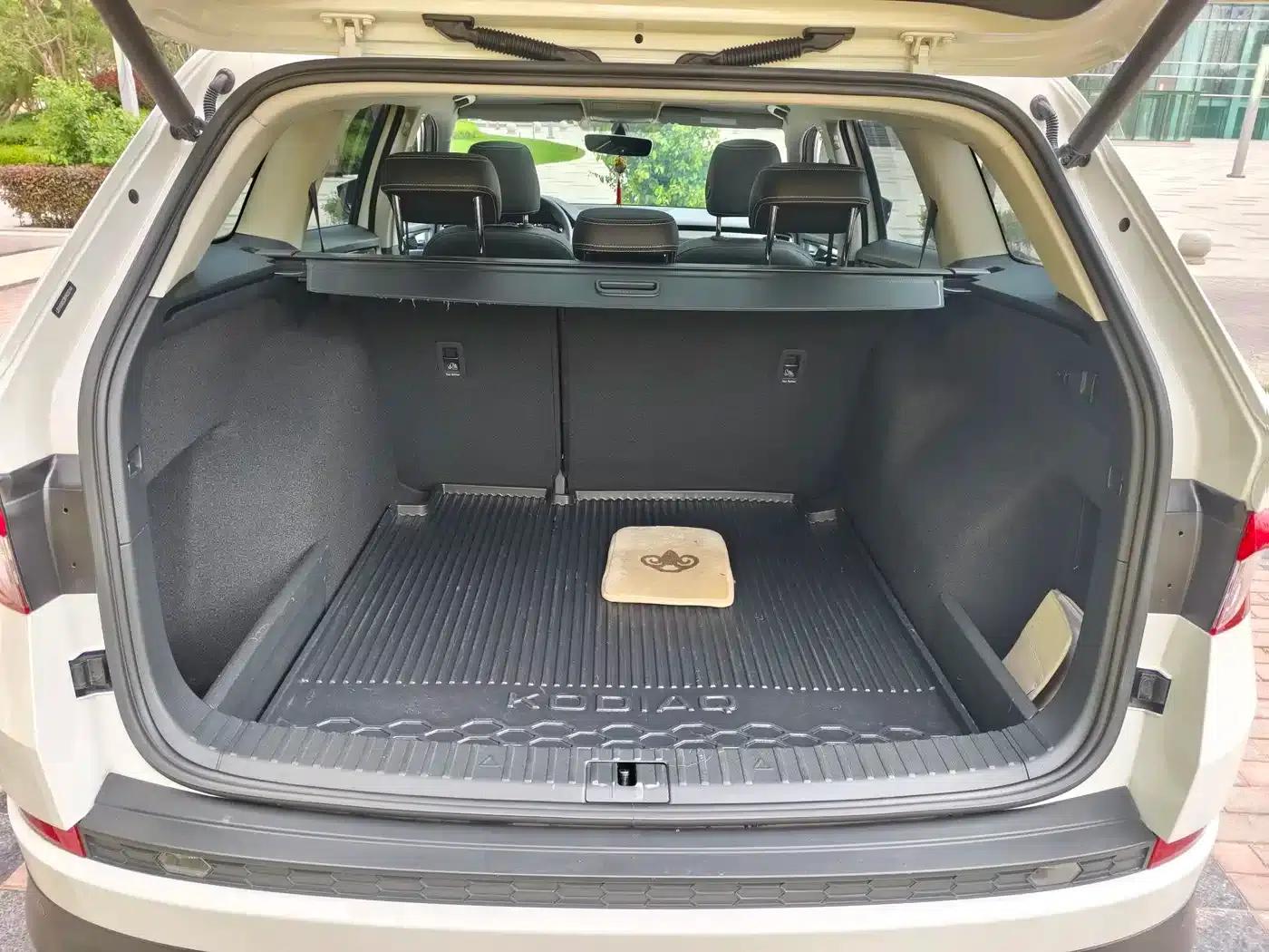 Kodiaq 2019 Facelift TSI330 5-seater 2WD Luxury Edition (National V Emission Standard) — миниатюра 10