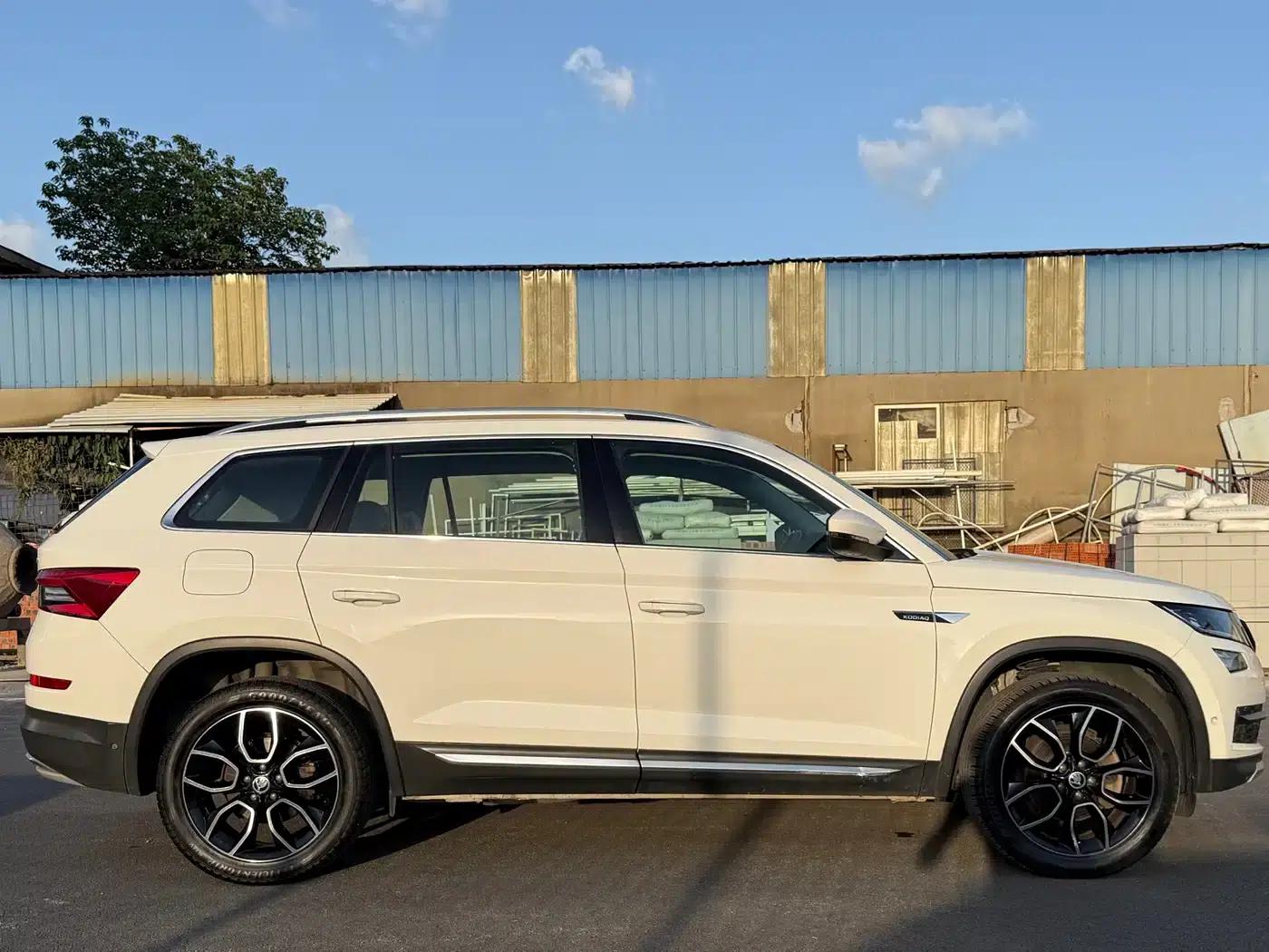 2018 Kodiaq TSI380 7-seater 4WD Flagship Edition — миниатюра 6