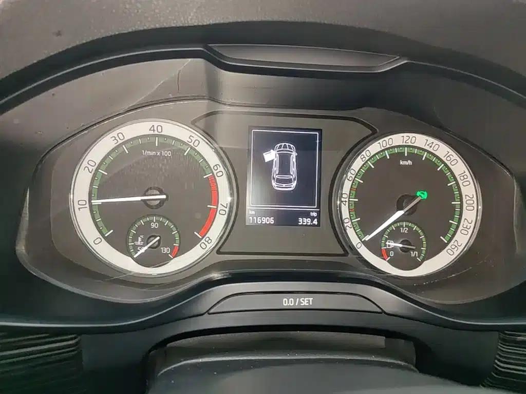 2018 Kodiaq Facelift TSI330 7-Seat 2WD Luxury Edition — миниатюра 12