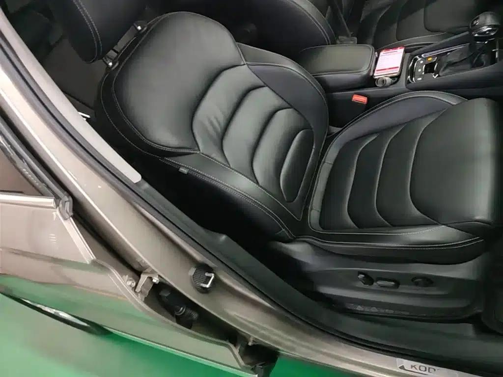 2018 Kodiaq Facelift TSI330 7-Seat 2WD Luxury Edition — миниатюра 25