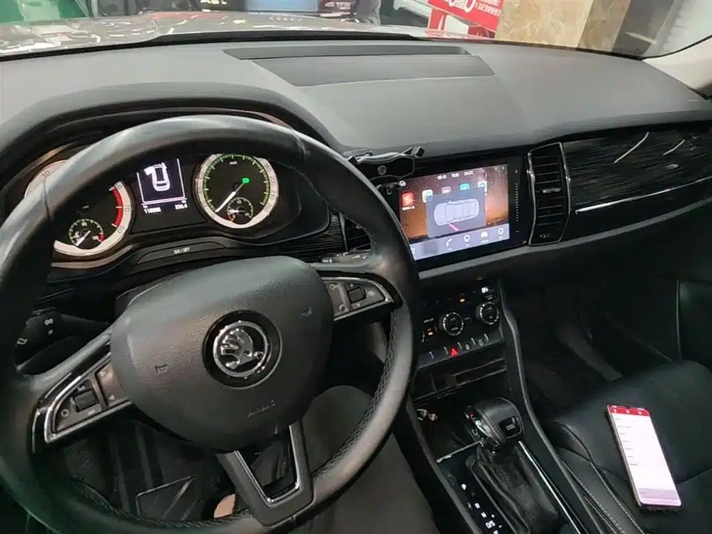 2018 Kodiaq Facelift TSI330 7-Seat 2WD Luxury Edition — миниатюра 10
