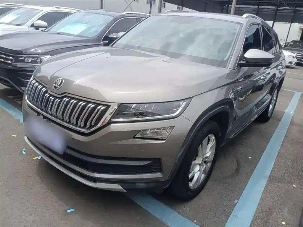 2019 Skoda Kodiaq TSI330 5-seater 2WD Luxury Edition (National V Emission Standard) — миниатюра 2