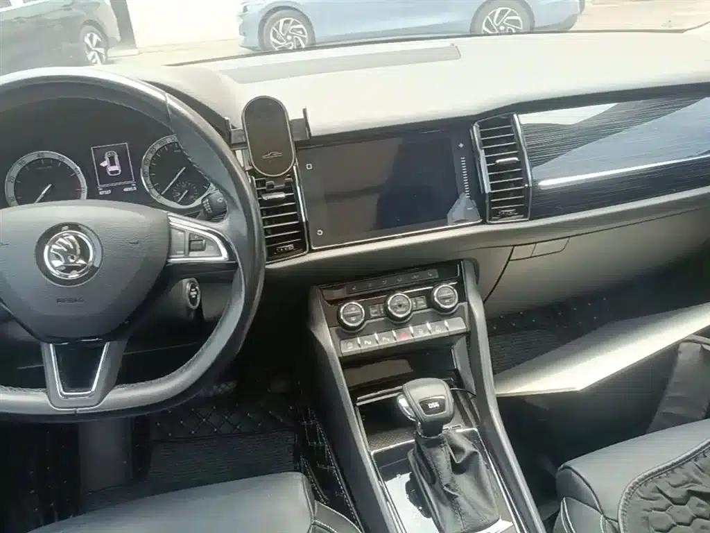 2019 Skoda Kodiaq TSI330 5-seater 2WD Luxury Edition (National V Emission Standard) — миниатюра 13