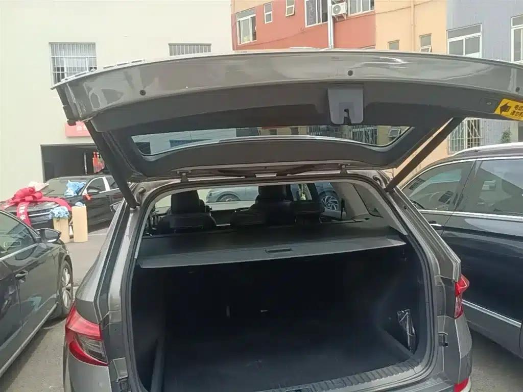 2019 Skoda Kodiaq TSI330 5-seater 2WD Luxury Edition (National V Emission Standard) — миниатюра 19
