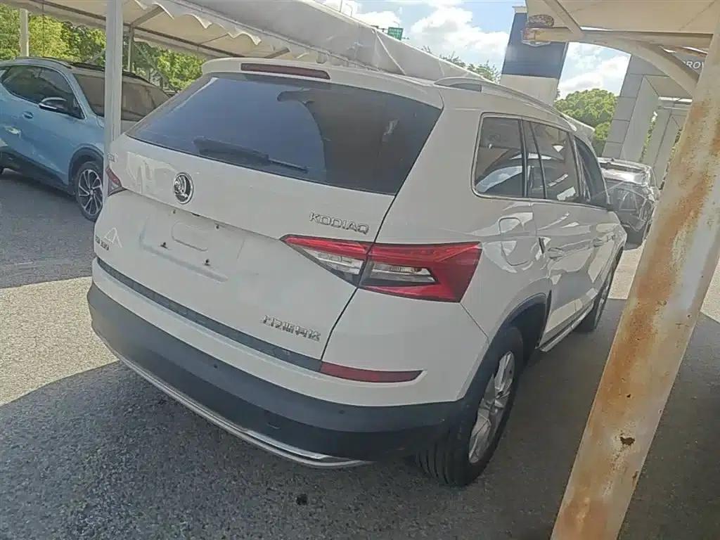 2017 Kodiaq TSI330 7-seater 2WD Luxury Edition — миниатюра 7