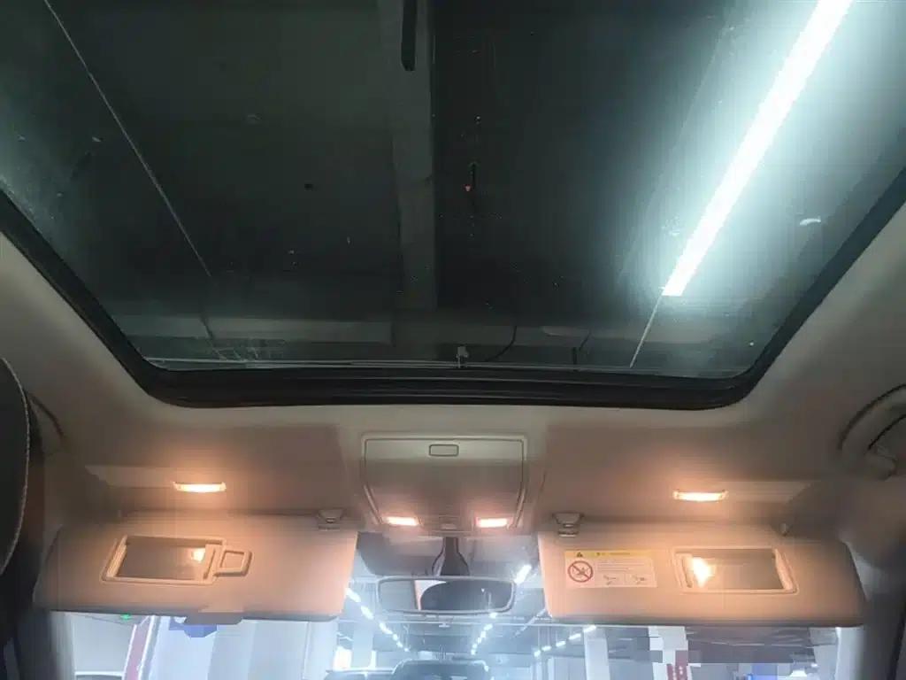 2018 Kodiaq TSI380 7-seater 4WD Flagship Edition — миниатюра 18