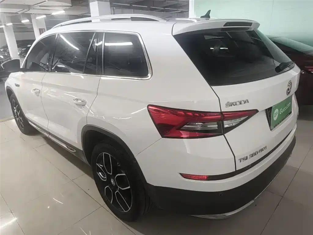 2018 Kodiaq TSI380 7-seater 4WD Flagship Edition — миниатюра 5