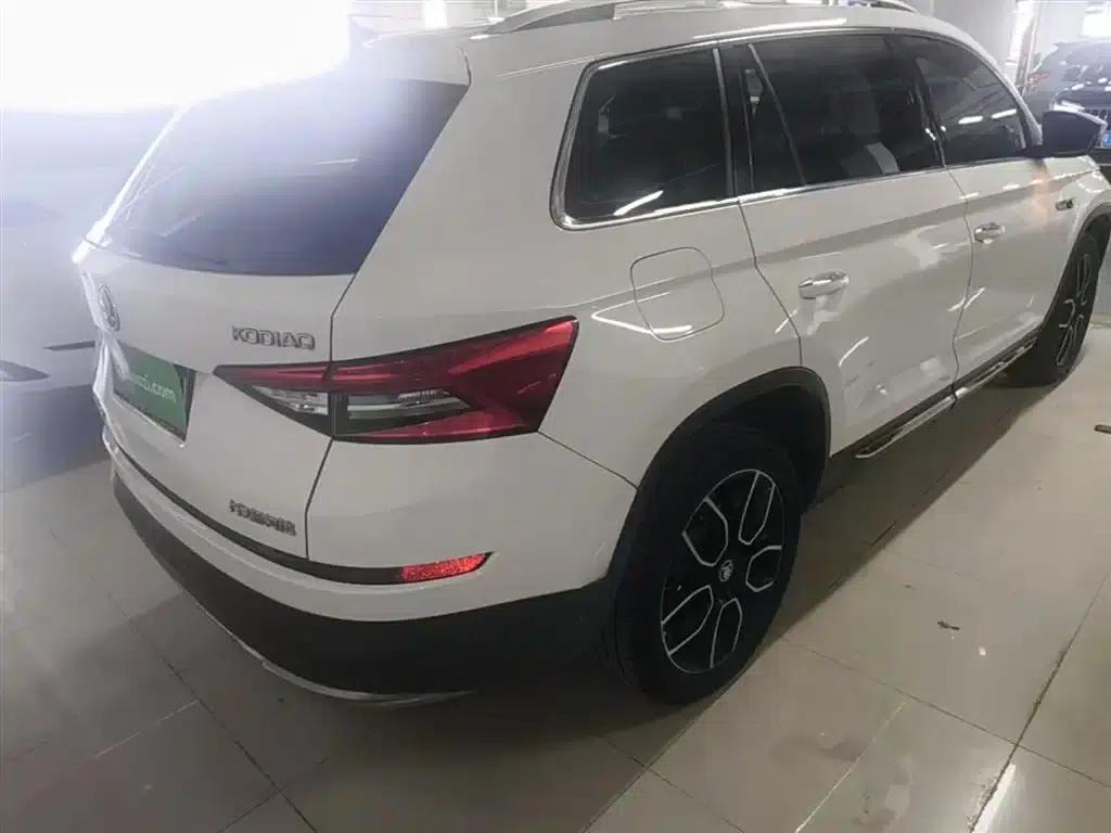 2018 Kodiaq TSI380 7-seater 4WD Flagship Edition — миниатюра 7