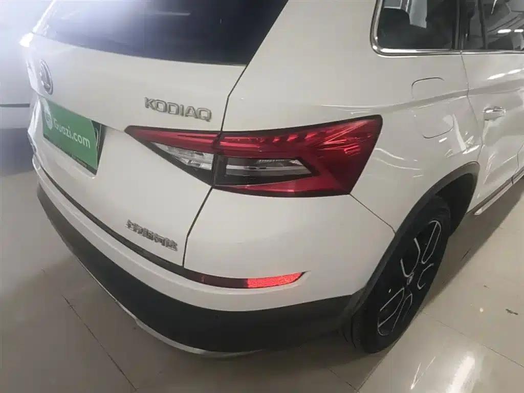 2018 Kodiaq TSI380 7-seater 4WD Flagship Edition — миниатюра 8