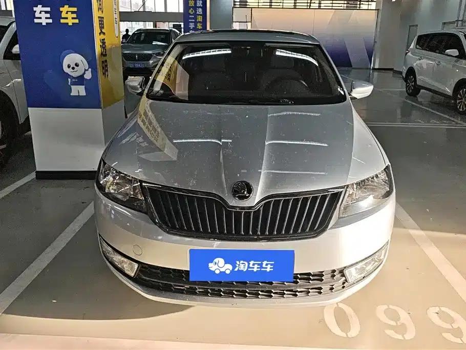 Rapid 2016 1.6L Automatic Comfort Edition — миниатюра 2