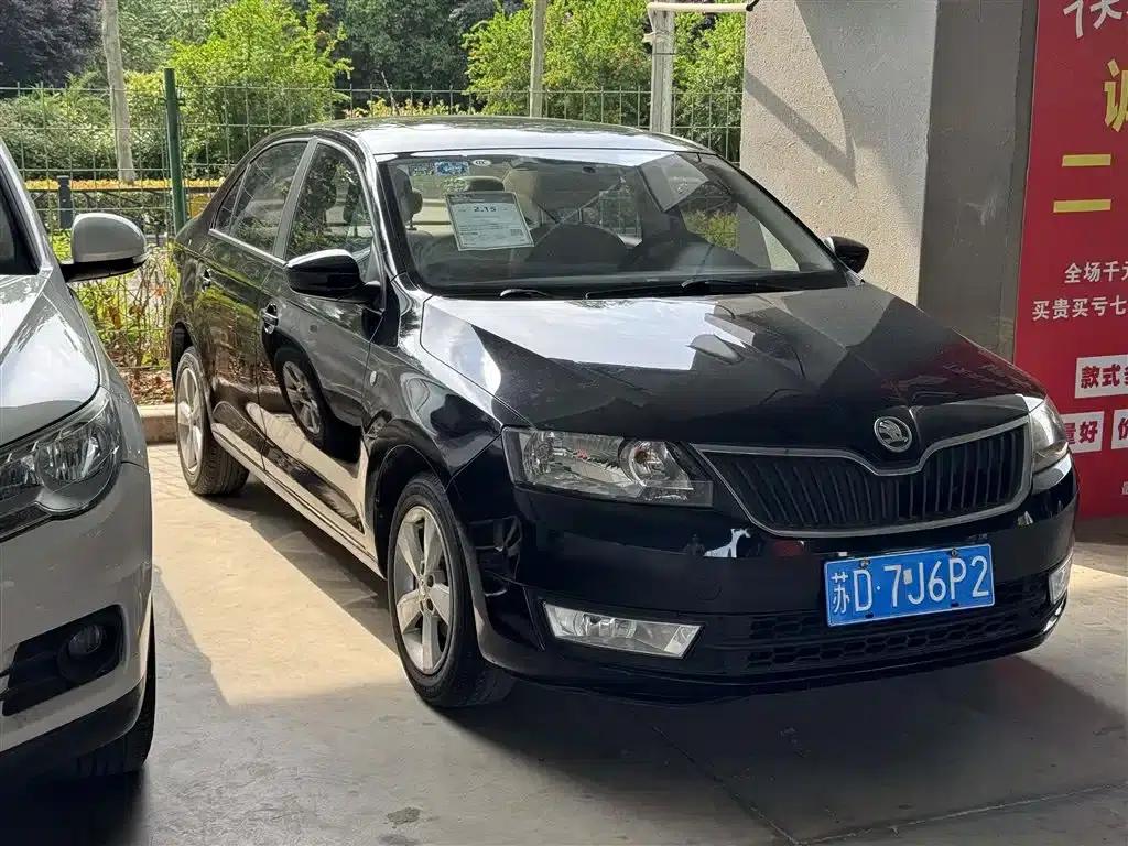Rapid 2013 1.6L Automatic Smart Selection Model — миниатюра 2