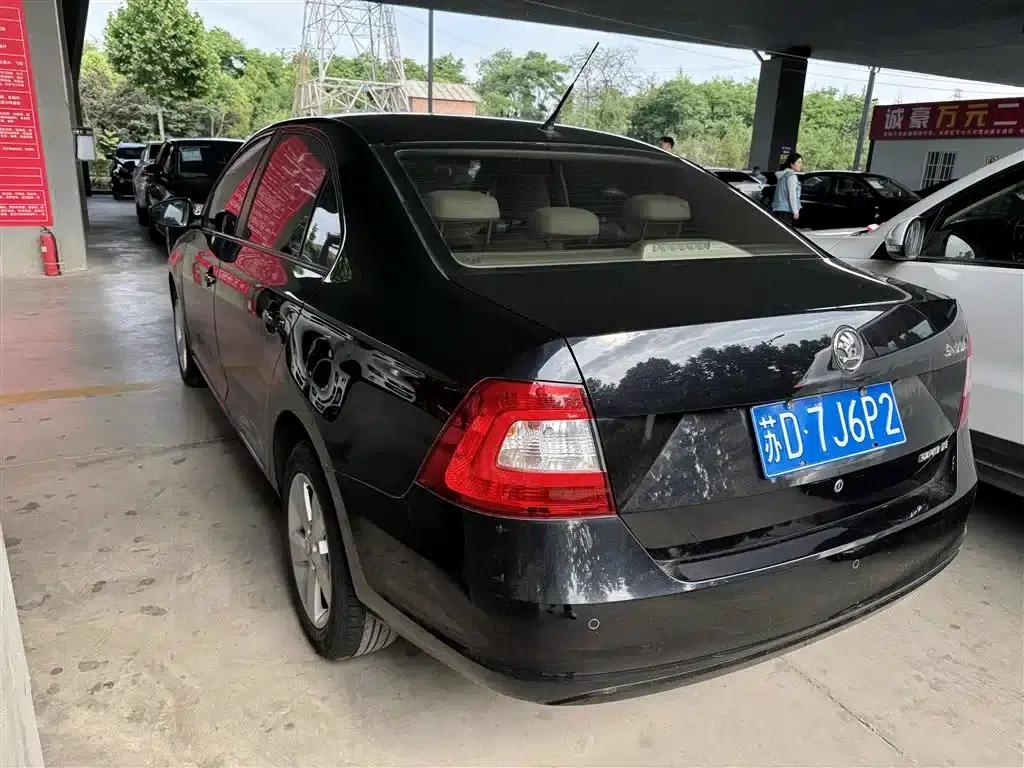 Rapid 2013 1.6L Automatic Smart Selection Model — миниатюра 6