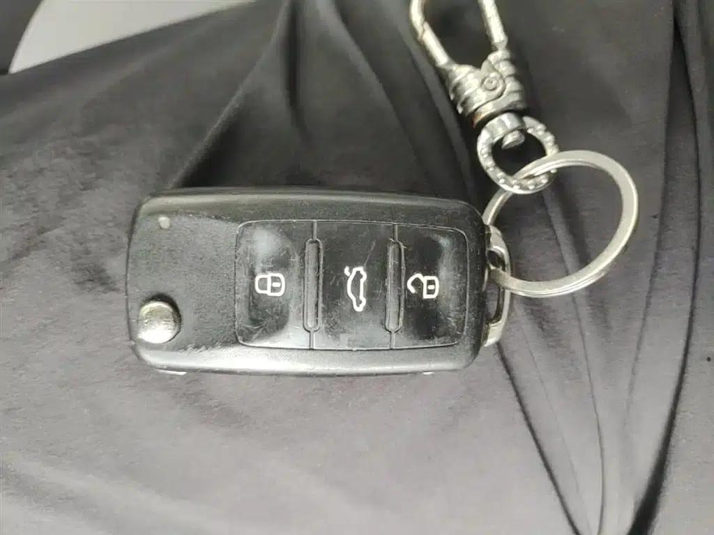 Rapid 2016 1.6L Automatic Comfort Edition — миниатюра 9