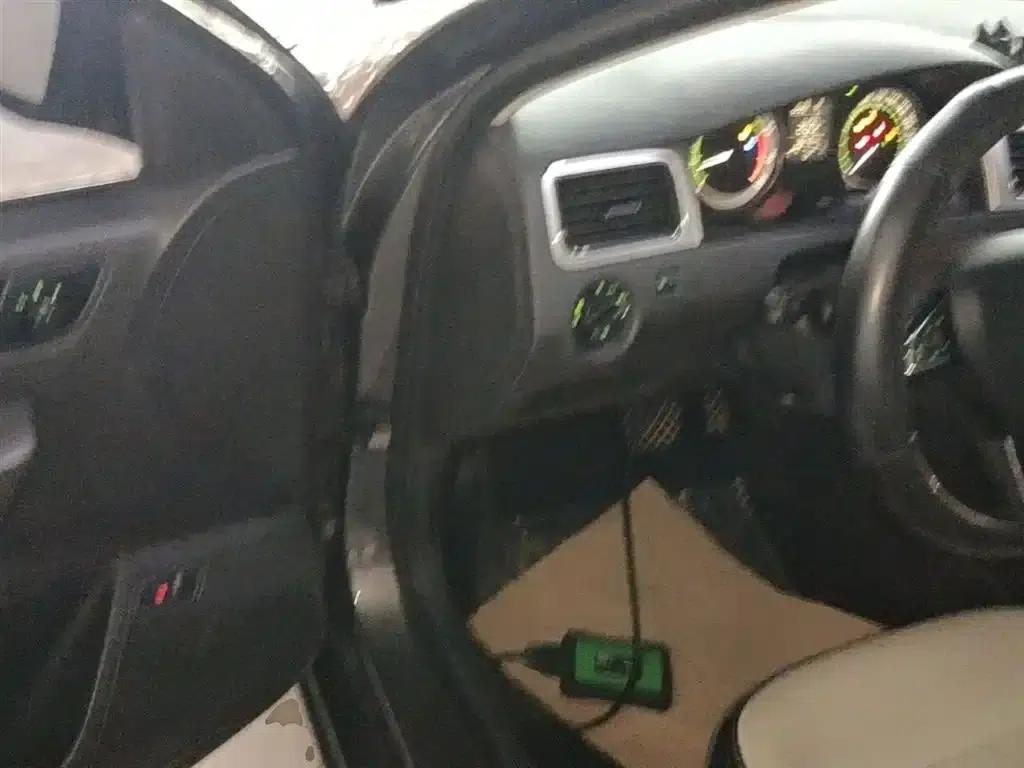 Rapid 2018 1.6L Automatic Comfort Edition — миниатюра 16
