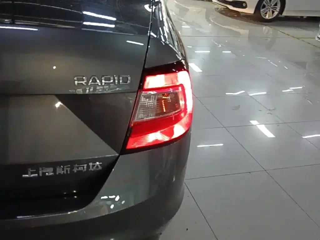 Rapid 2018 1.6L Automatic Comfort Edition — миниатюра 8