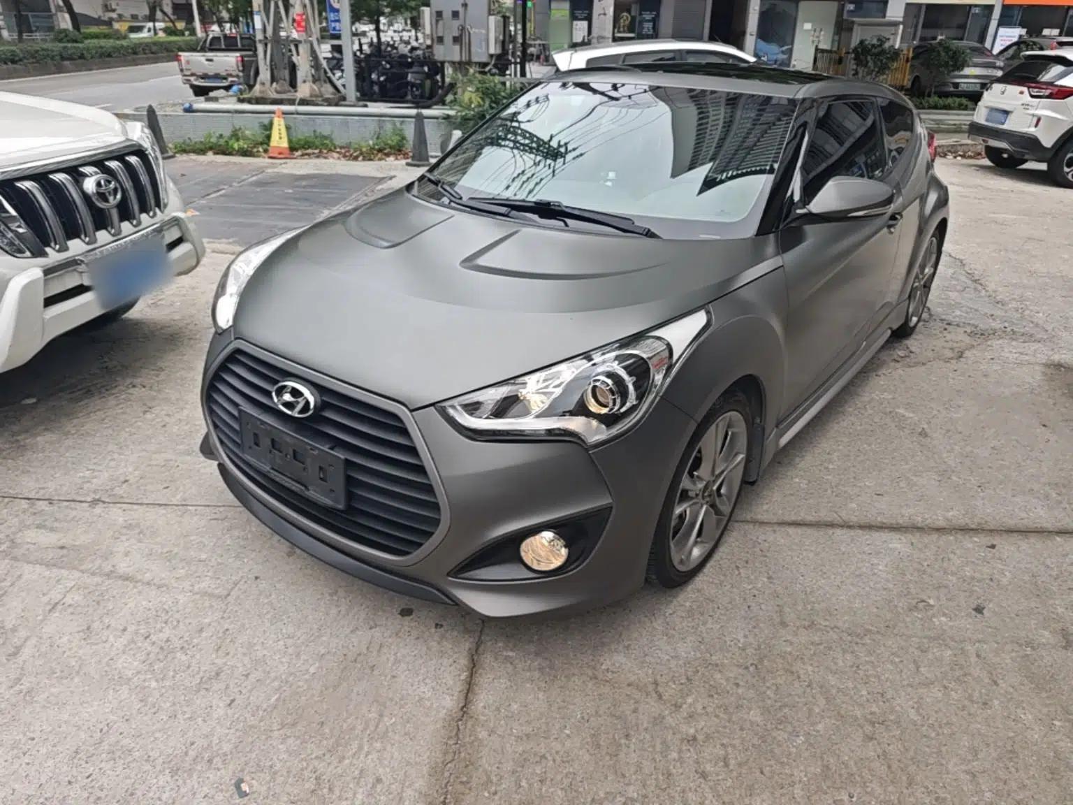 Hyundai Veloster 2015 1.6T Automatic Luxury Edition — миниатюра 1