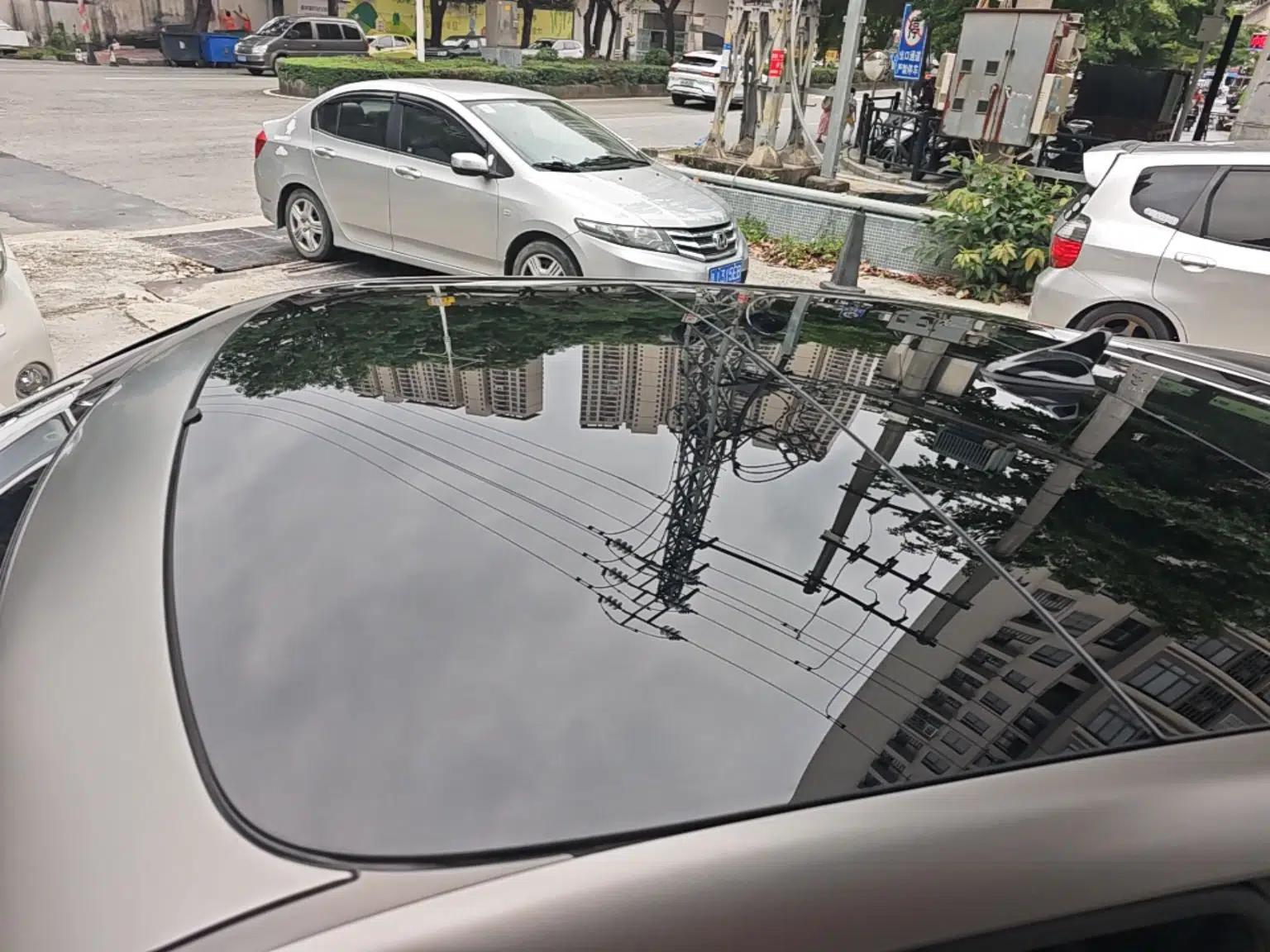 Hyundai Veloster 2015 1.6T Automatic Luxury Edition — миниатюра 11