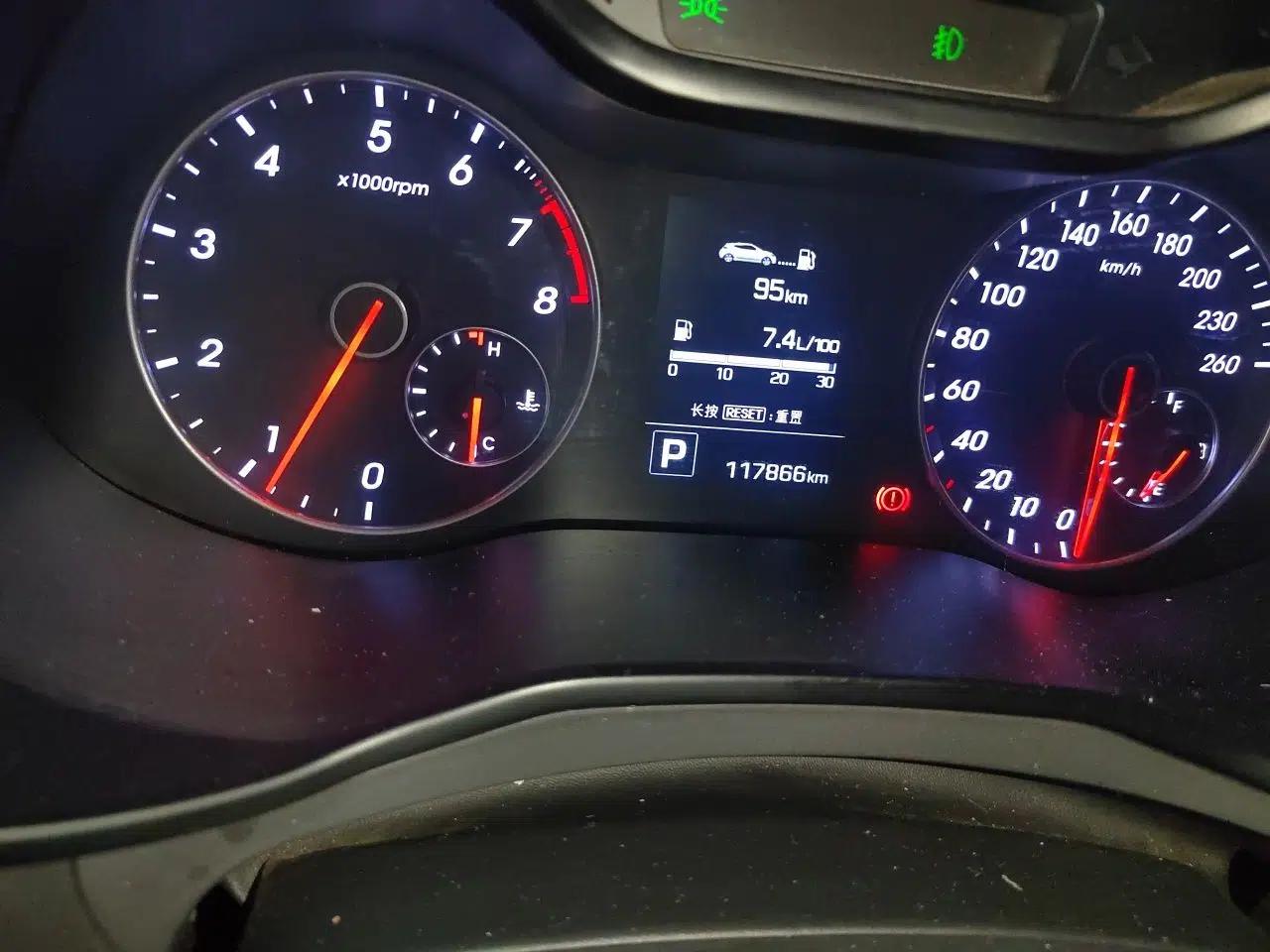 Hyundai Veloster 2015 1.6T Automatic Luxury Edition — миниатюра 13