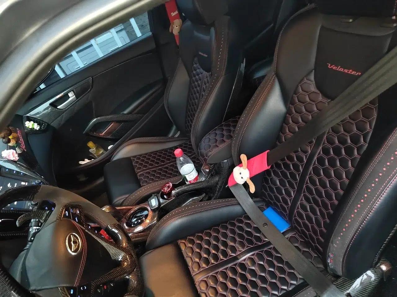 Hyundai Veloster 2015 1.6T Automatic Luxury Edition — миниатюра 16
