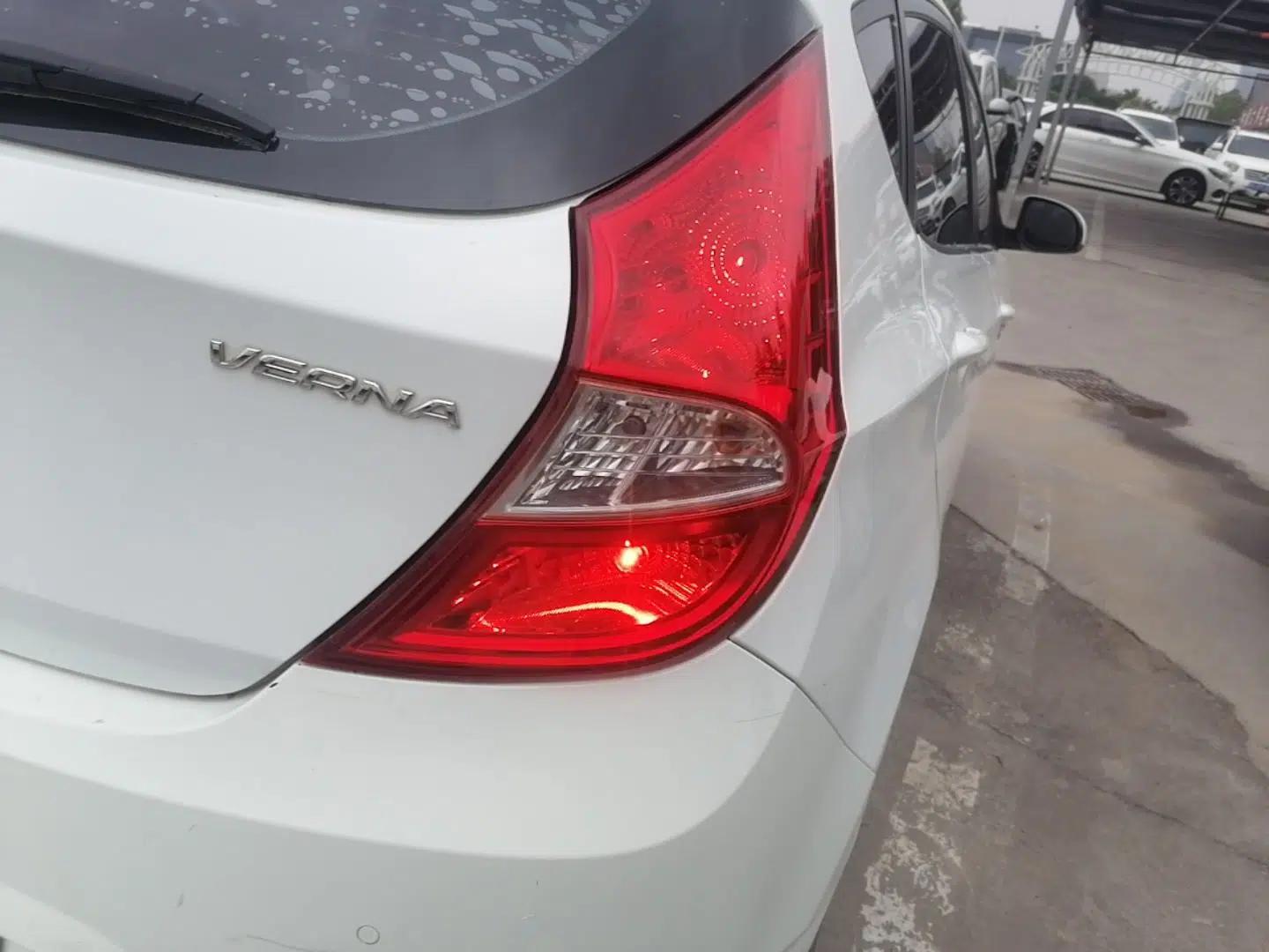 Hyundai Verna Ray 2014 1.4L Automatic GLX — миниатюра 7