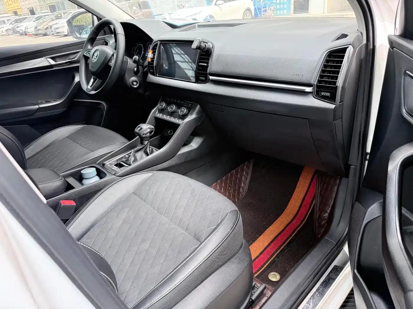 Karoq 2019 TSI280 Smart Luxury Edition (National V Emission Standard) — миниатюра 21