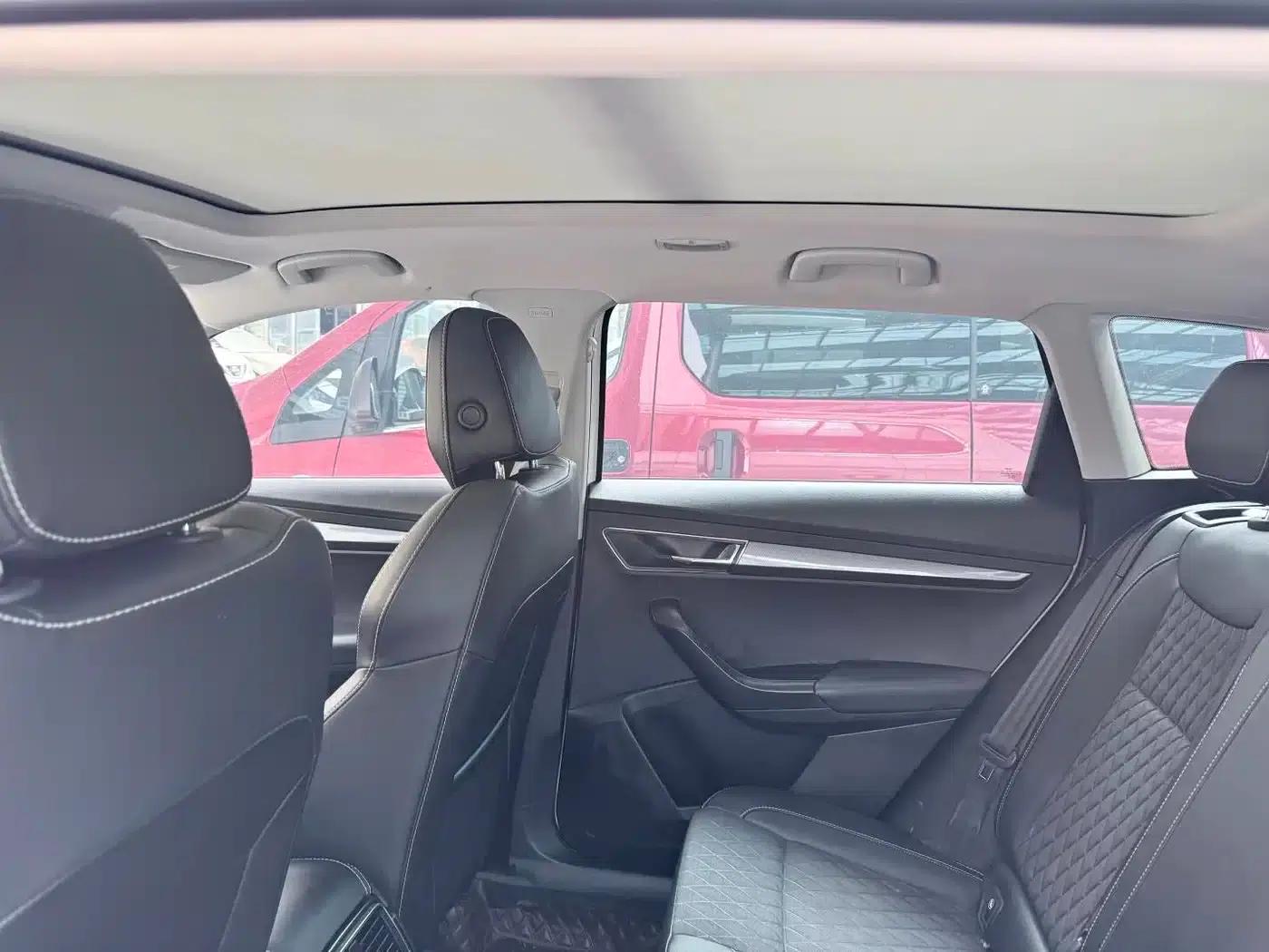Karoq 2019 TSI280 Smart Luxury Edition (National V Emission Standard) — миниатюра 10