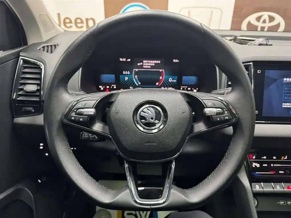 Karoq 2022 TSI280 Luxury Edition — миниатюра 11