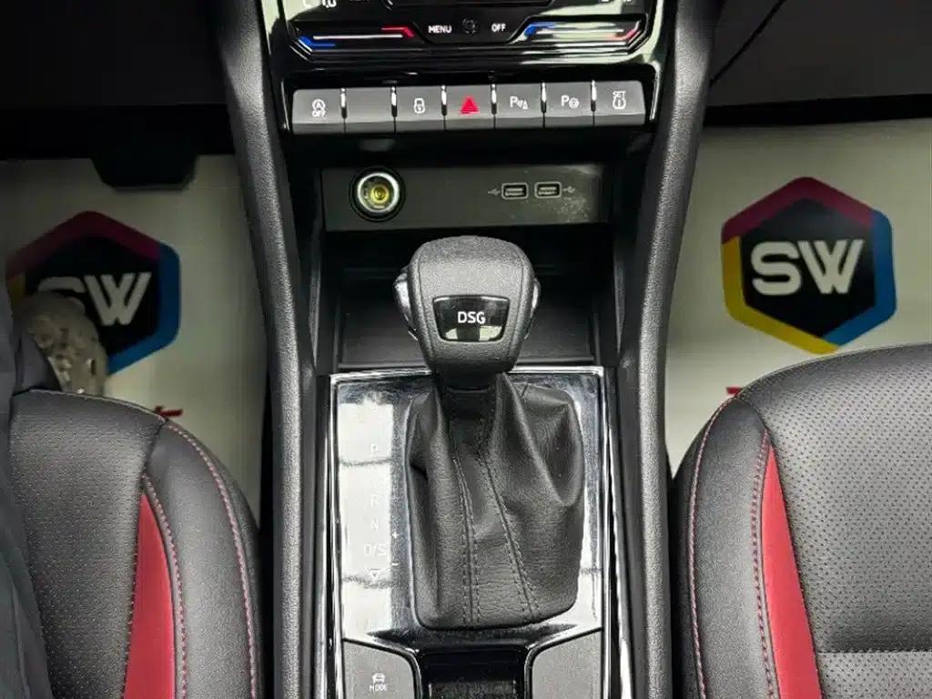 Karoq 2022 TSI280 Luxury Edition — миниатюра 13