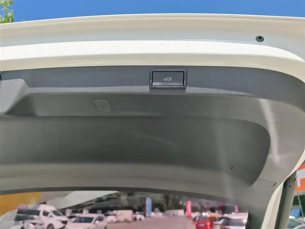 Karoq 2023 TSI280 Luxury Edition — миниатюра 12