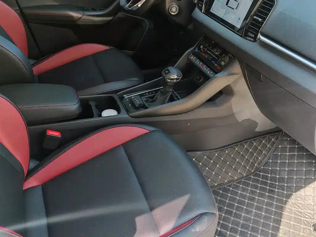Karoq 2023 TSI280 Luxury Edition — миниатюра 6