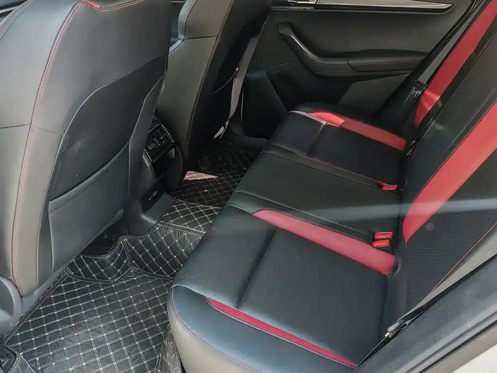Karoq 2023 TSI280 Luxury Edition — миниатюра 10