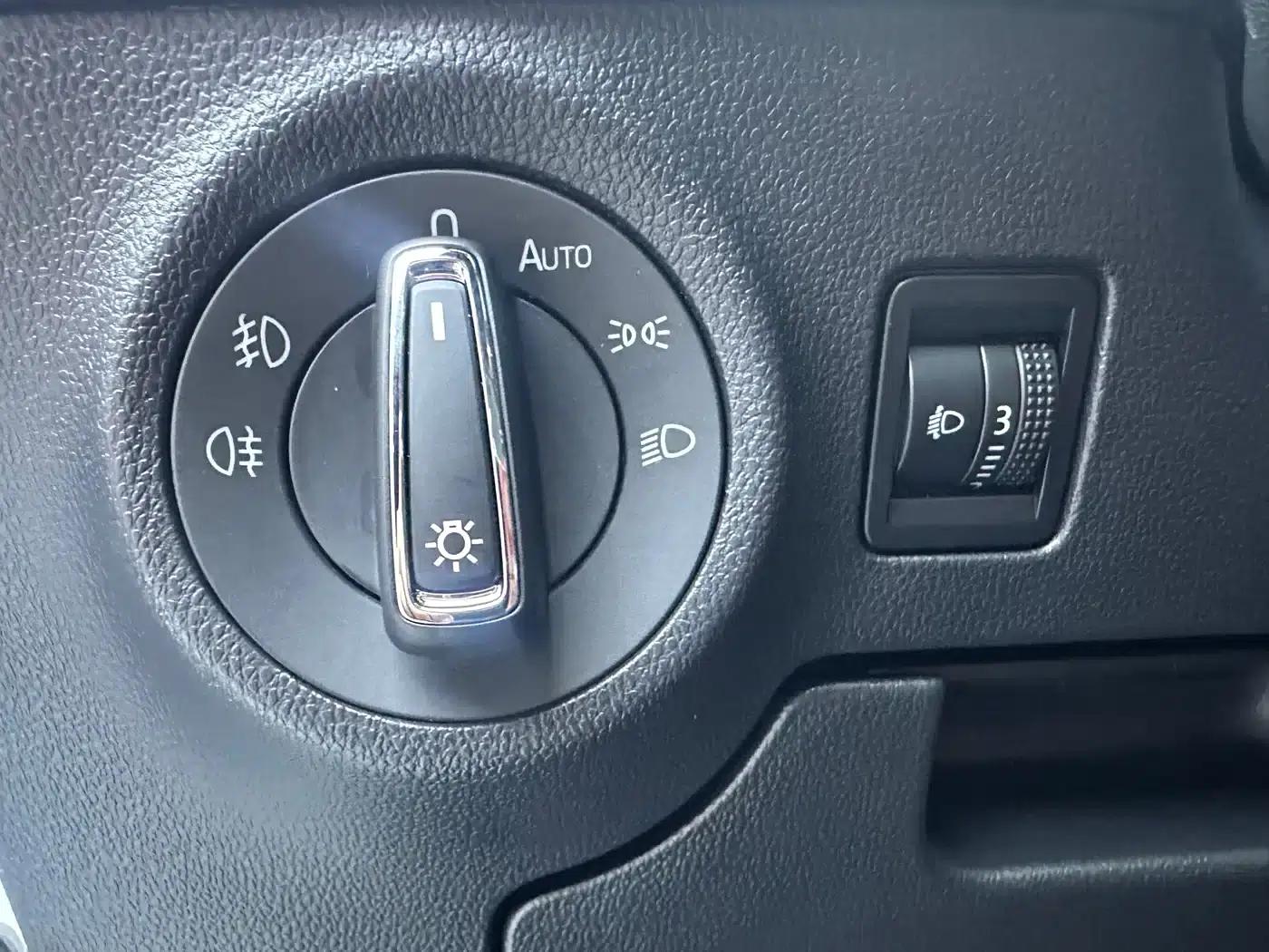 Karoq 2024 TSI280 Luxury Edition — миниатюра 10