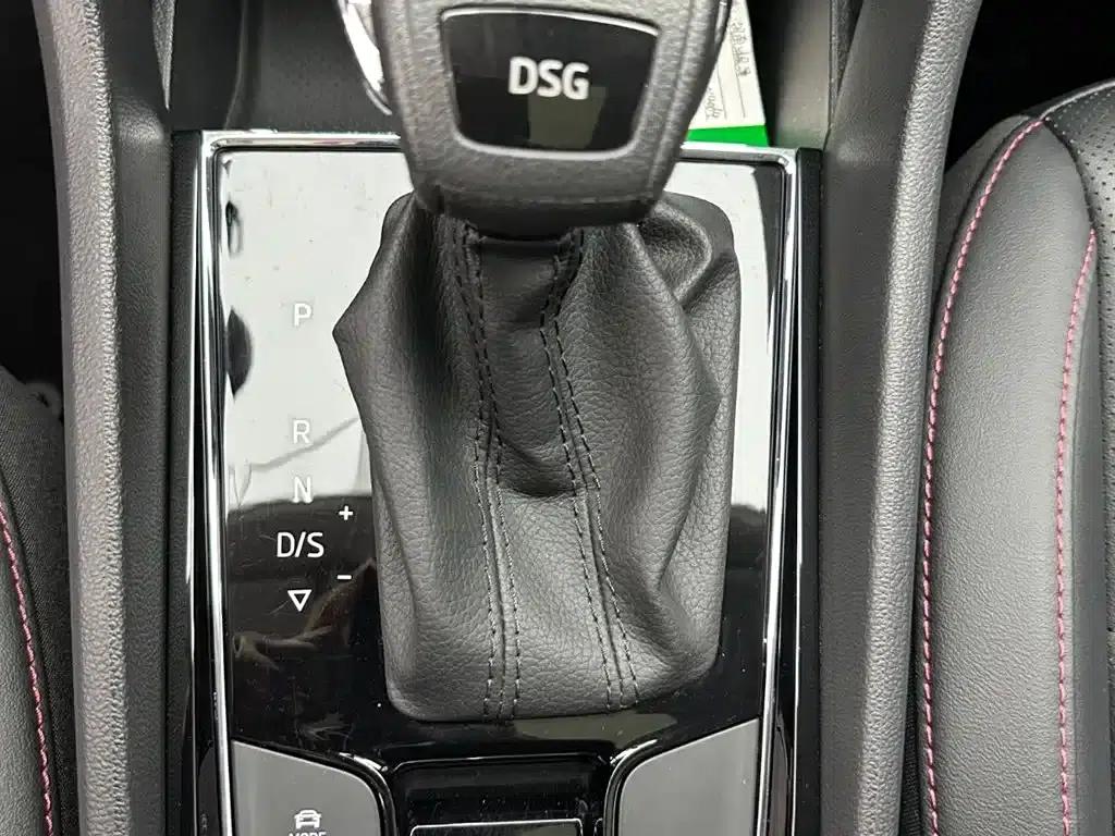 Karoq 2022 TSI280 Luxury Edition — миниатюра 13