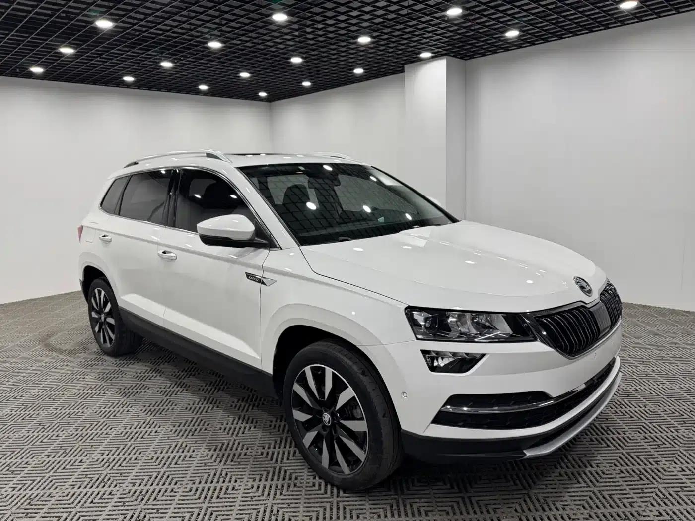Karoq 2021 TSI280 Luxury Edition — миниатюра 1