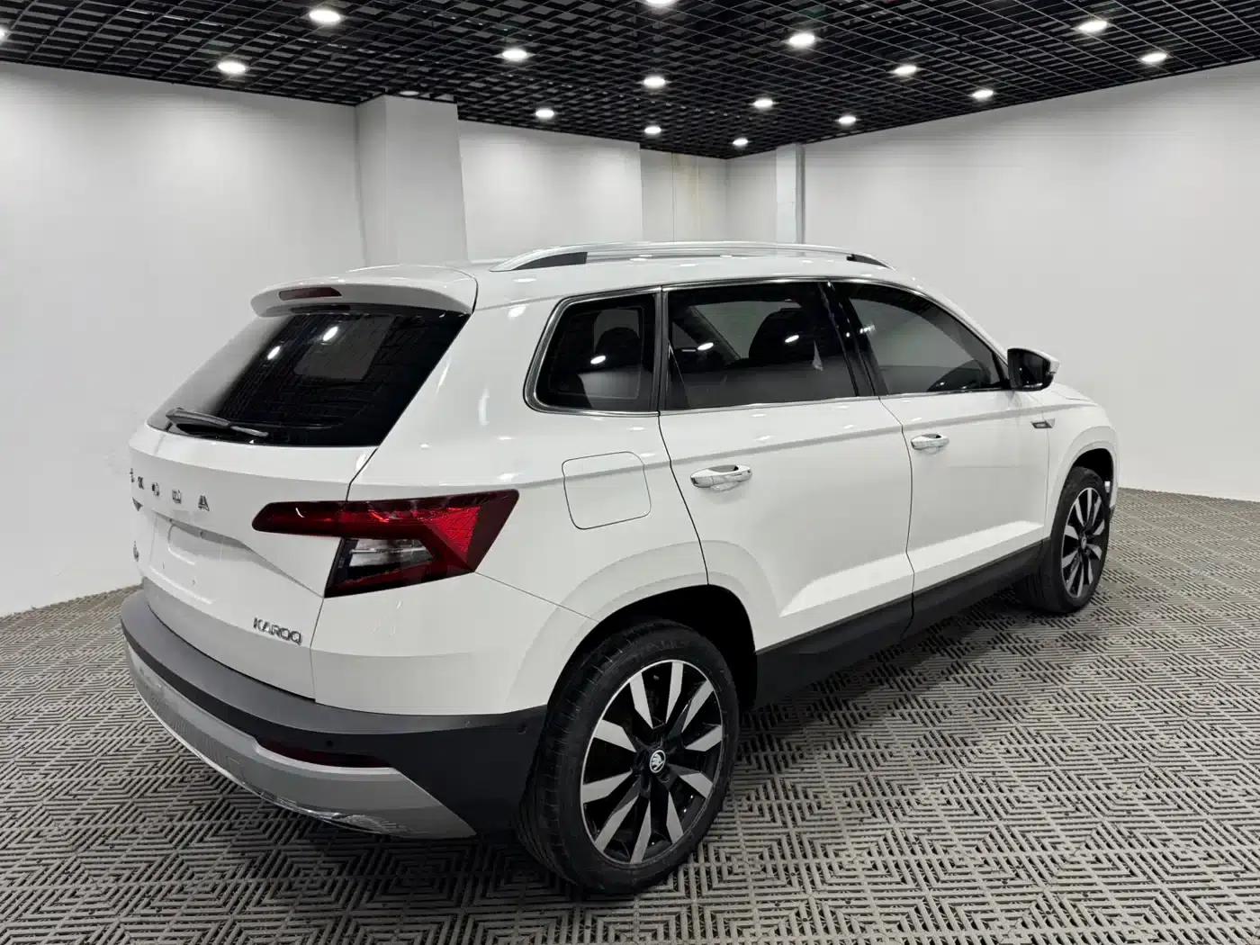 Karoq 2021 TSI280 Luxury Edition — миниатюра 7