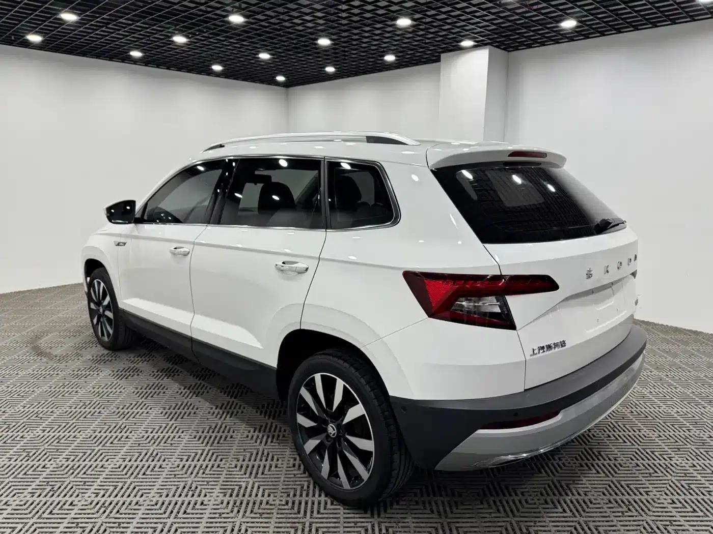 Karoq 2021 TSI280 Luxury Edition — миниатюра 9
