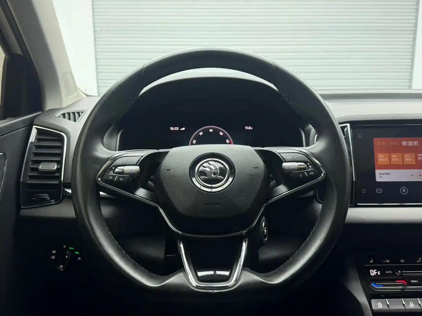 Karoq 2022 TSI280 Premium Edition — миниатюра 11